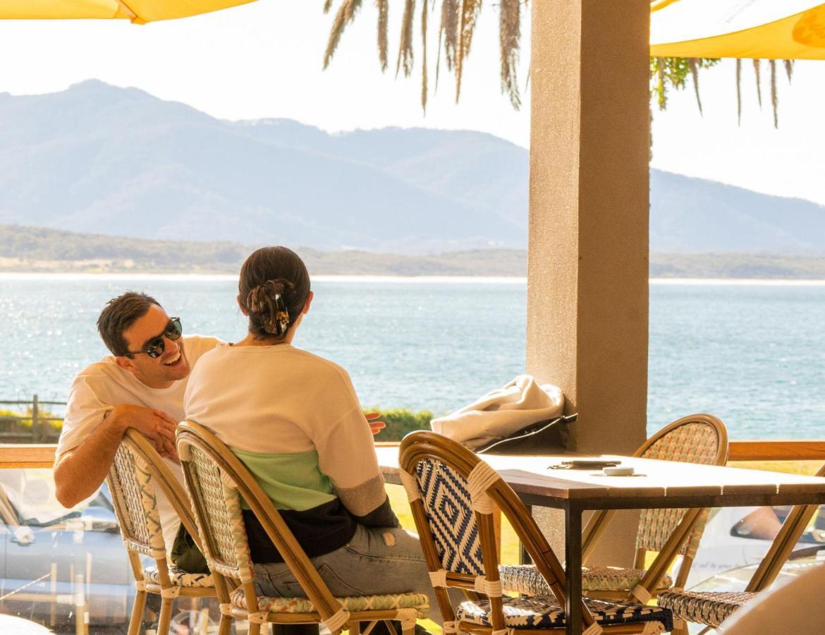 Bermagui Beach Hotel Exterior photo